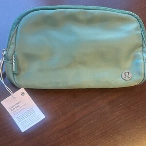 lululemon athletica Green Crossbody Bag